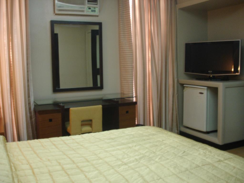 Bacolod Business Inn Kültér fotó