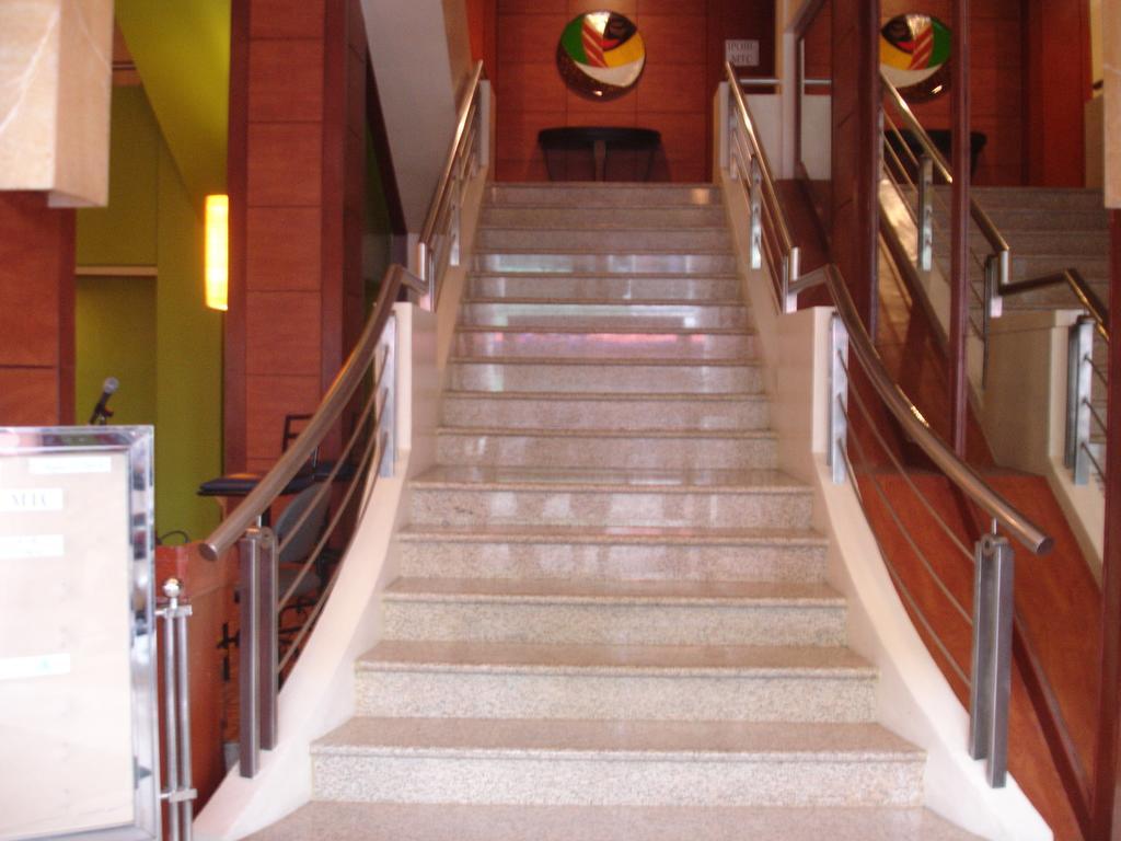 Bacolod Business Inn Kültér fotó